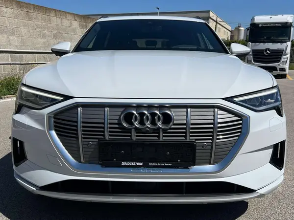 Audi e-tron 2020 elettrica usata 25.000 km