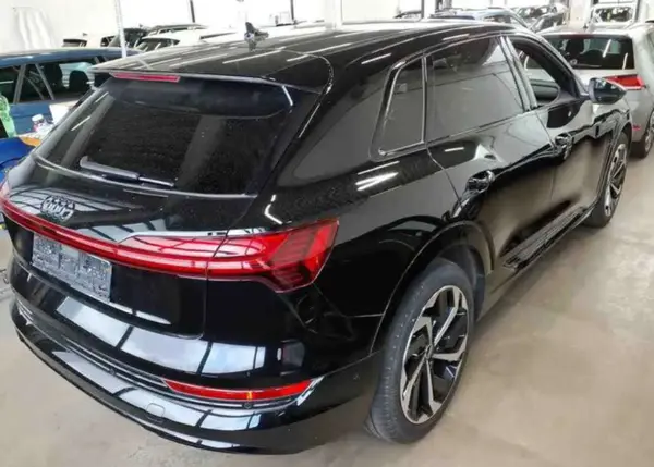 Audi e-tron - Immagine 3