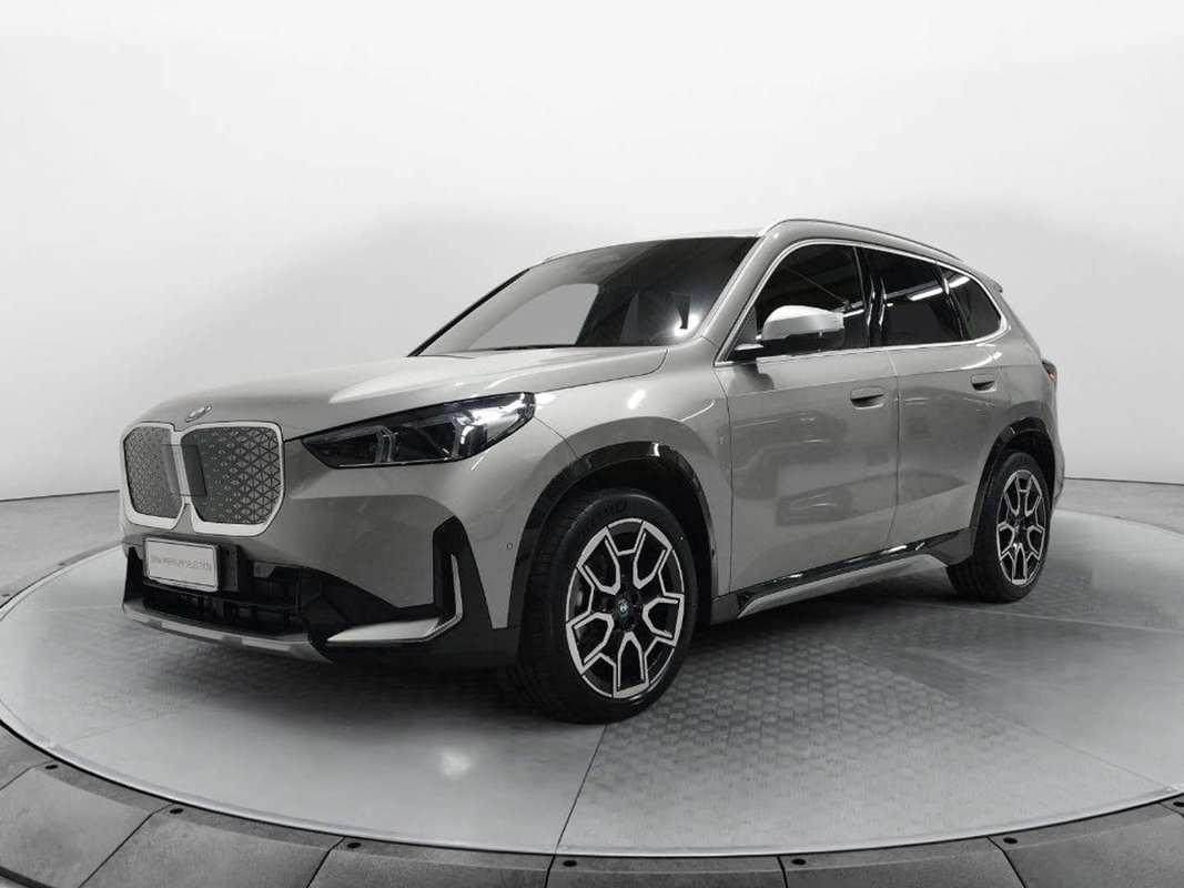 BMW iX1 eDrive20 xLine