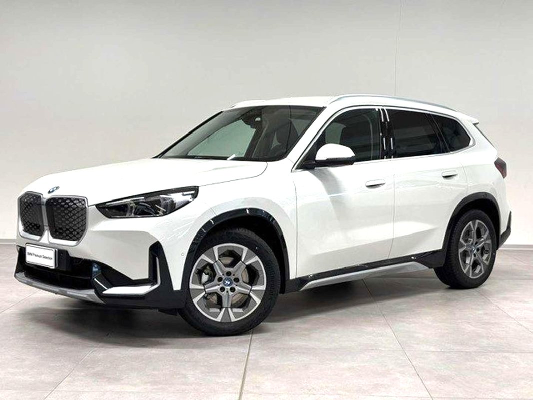 BMW iX1 iX1 eDrive 20 Special Edition - Immagine 5