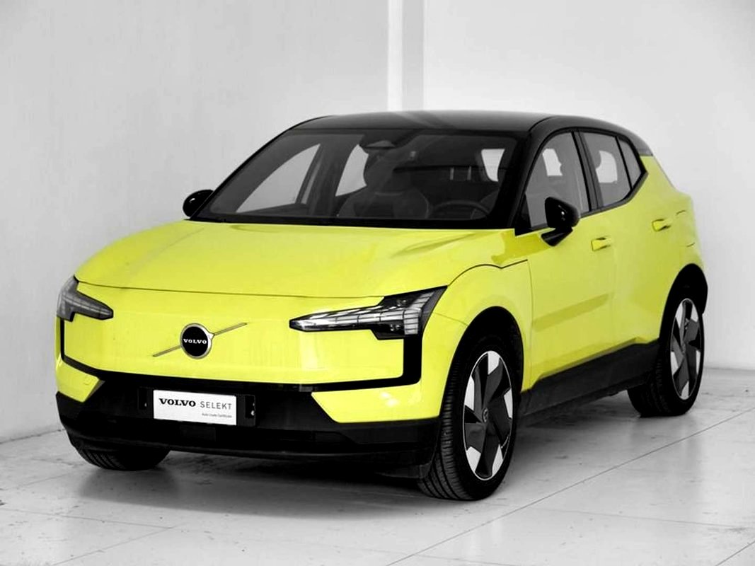 Volvo EX30 Single Motor Extended Range Electric Core - Immagine 5